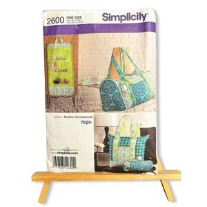 Simplicity 2600 UNCUT Robin Greenwood Quilted Travel Pattern Duffle Tote Bag